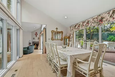 43 Bristol Drive, Manhasset, NY 11030 - Photo 23