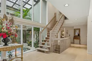 43 Bristol Dr, Manhasset, NY 11030 - Photo 7