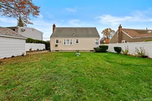 107 Rose Dr, East Meadow, NY 11554 - Photo 3