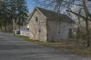 65 Hudson St, Chester, NY 10918 - Photo 3