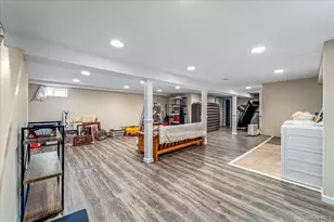 96 Holland Ave, Floral Park, NY 11001 - Photo 11