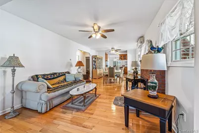 96 Holland Avenue, Floral Park, NY 11001 - Photo 7