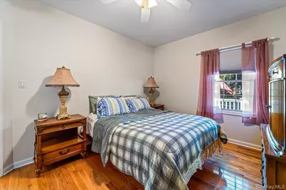 96 Holland Avenue, Floral Park, NY 11001 - Photo 9