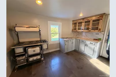 265 Maybrook, Campbell Hall, NY 10916 - Photo 5