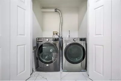 380 Saratoga Avenue, Brooklyn, NY 11233 - Photo 11