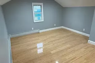 116-45 195th St, Saint Albans, NY 11412 - Photo 17