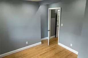 116-45 195th St, Saint Albans, NY 11412 - Photo 7