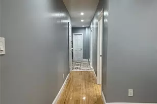 116-45 195th St, Saint Albans, NY 11412 - Photo 9