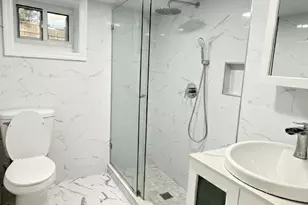 116-45 195th St, Saint Albans, NY 11412 - Photo 21