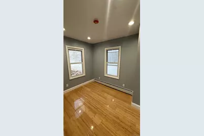 116-45 195 Street, Saint Albans, NY 11412 - Photo 11