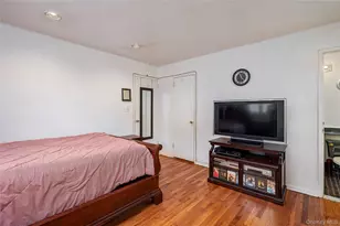 68 Myles Ave, Levittown, NY 11756 - Photo 15