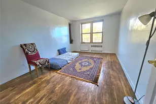 87-70 173 St, Jamaica, NY 11432 - Photo 11