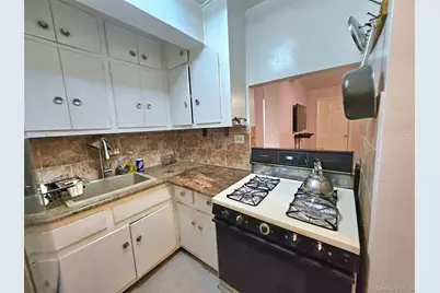 87-70 173 Street #6H, Jamaica, NY 11432 - Photo 5