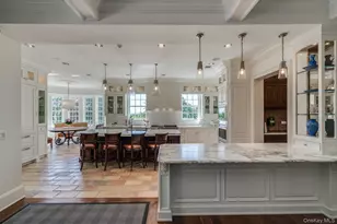 18 Gwynne Rd, Melville, NY 11747 - Photo 13