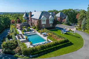 18 Gwynne Rd, Melville, NY 11747 - Photo 3