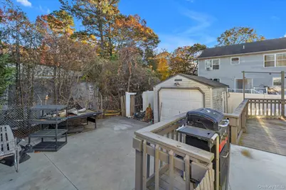 17 Ostend Circle, Shirley, NY 11967 - Photo 15