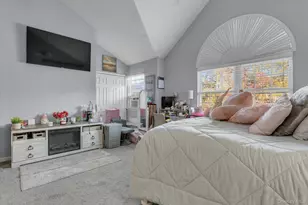 17 Ostend Cir, Shirley, NY 11967 - Photo 11