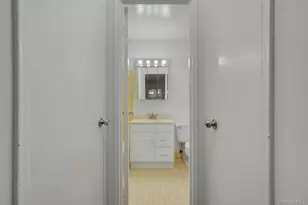 4 Consulate Dr, Tuckahoe, NY 10707 - Photo 17