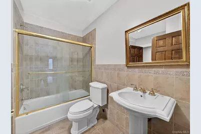 120 E Willow Tree Road, Spring Valley, NY 10977 - Photo 35