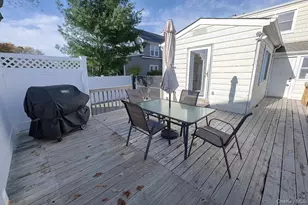 471 Windsor Pl, Oceanside, NY 11572 - Photo 27