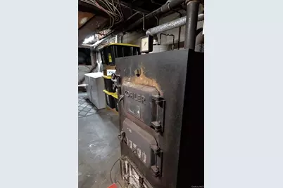 471 Windsor Place, Oceanside, NY 11572 - Photo 19