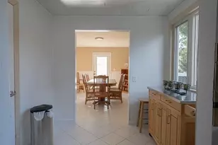 471 Windsor Pl, Oceanside, NY 11572 - Photo 13