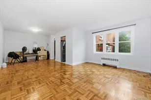 275 Maple Ave, Rockville Centre, NY 11570 - Photo 3