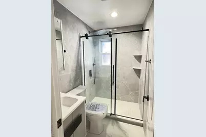 5003 Horatio Parkway, Oakland Gardens, NY 11364 - Photo 5