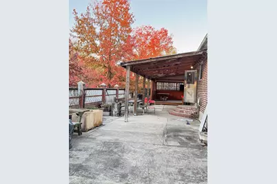 5003 Horatio Parkway, Oakland Gardens, NY 11364 - Photo 11