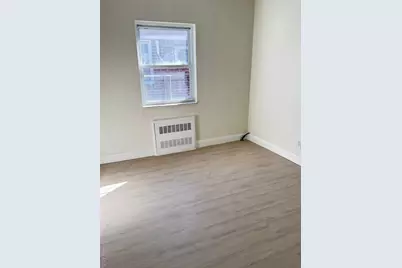 5003 Horatio Parkway, Oakland Gardens, NY 11364 - Photo 9