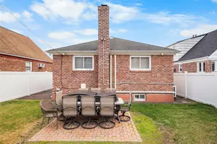 164-07 27th Ave, Flushing, NY 11354 - Photo 23