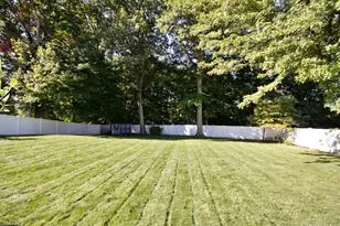 325 County Center Rd, White Plains, NY 10603 - Photo 29