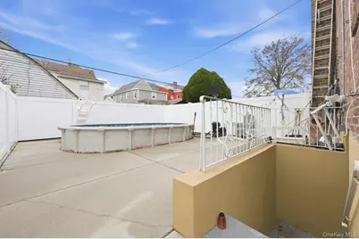 8754 110th Street, Richmond Hill, NY 11418 - Photo 9
