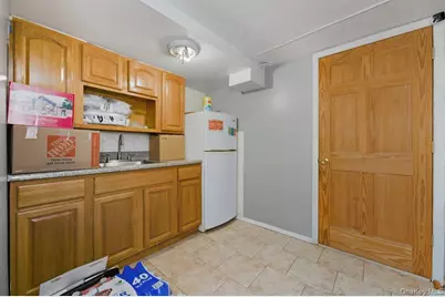 8754 110th Street, Richmond Hill, NY 11418 - Photo 11