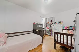 87-54 110th St, Richmond Hill, NY 11418 - Photo 15