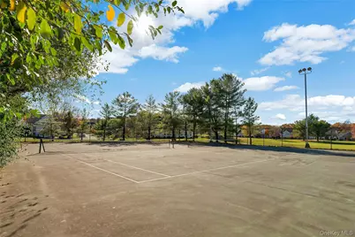 825 Spring Lake Drive, Middle Island, NY 11953 - Photo 19