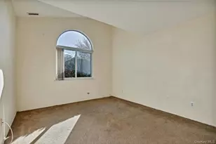 825 Spring Lake Dr, Middle Island, NY 11953 - Photo 9