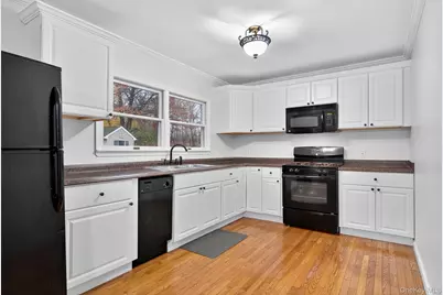 24 Patricia Lane, Washingtonville, NY 10992 - Photo 9