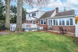 41 S 4th St, Locust Valley, NY 11560 - Photo 35