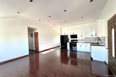 3270 Lafayette Avenue #Floor 2, Bronx, NY 10465 - Photo 7