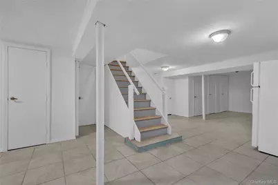 415 Pond Path, East Setauket, NY 11733 - Photo 25