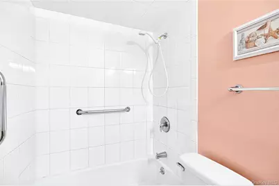 80 E Hartsdale Avenue #418, Hartsdale, NY 10530 - Photo 29