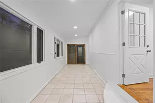 187 Audwin Dr, Islip Terrace, NY 11752 - Photo 15