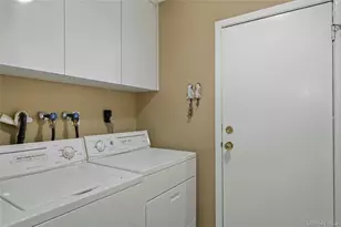 85 Woodlake Dr W, Woodbury, NY 11797 - Photo 25