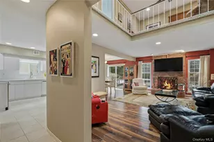 85 Woodlake Dr W, Woodbury, NY 11797 - Photo 9