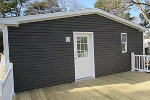 525 57 Riverleigh Ave, Riverhead, NY 11901 - Photo 5