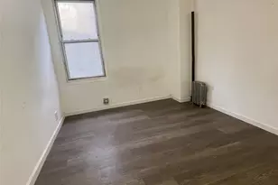 33-20 Farrington St, Flushing, NY 11354 - Photo 5