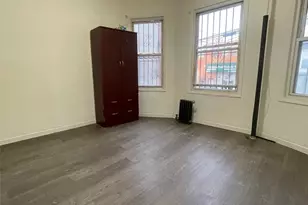 33-20 Farrington St, Flushing, NY 11354 - Photo 7