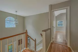 124 Fleets Cove Rd, Huntington, NY 11743 - Photo 17