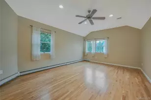 124 Fleets Cove Rd, Huntington, NY 11743 - Photo 19